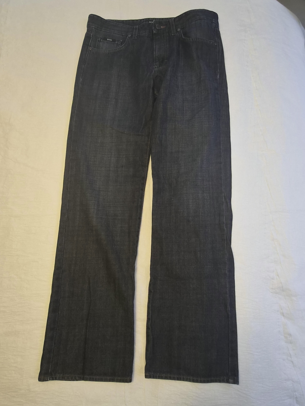 BOSS Hugo Boss Regular Fit Jeans — Size 32x32 (Dark Wash)
